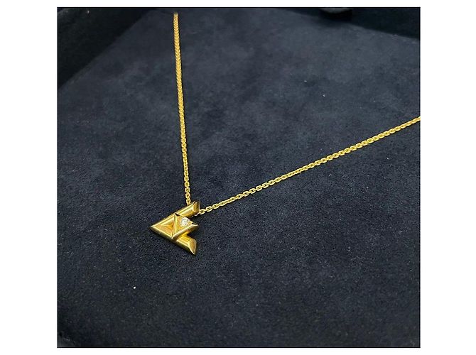 Louis Vuitton Pendente LV Bolt Small in oro giallo con diamante - vista 6