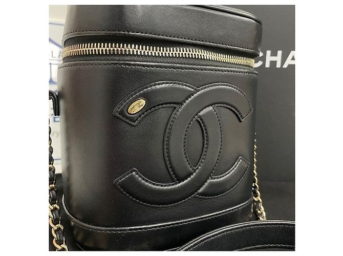Gucci Chanel Cosmetic Vanity Bag Crossbody Black - view 3