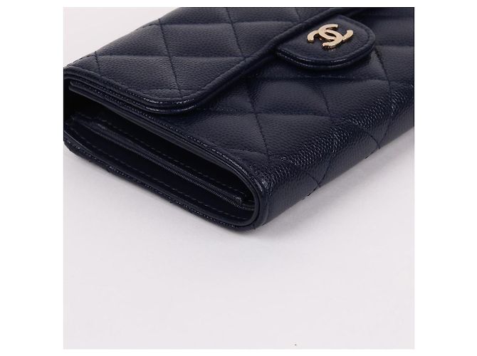 Chanel Classic Caviar Navy Wallet Blue - view 9