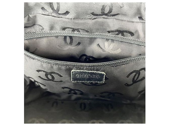 Chanel Grande borsa a tracolla in cotone nero con catena - vista 4