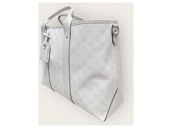 Louis Vuitton Tote Weekend Monogram White con Tracolla Bianco - vista 3