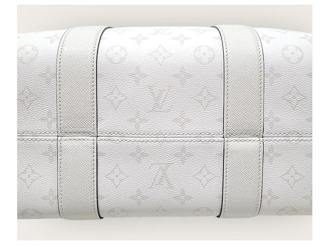 Louis Vuitton Tote Weekend Monogram White con Tracolla Bianco - vista 7