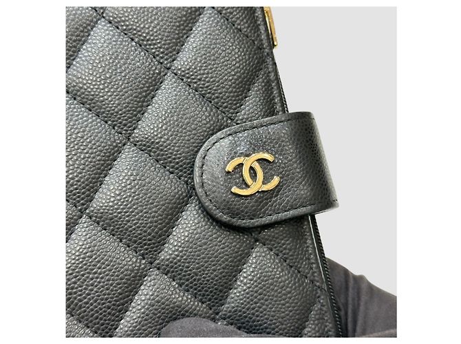 Chanel Portafoglio Lungo Classico in Caviar Nero con Chip Interno - vista 11