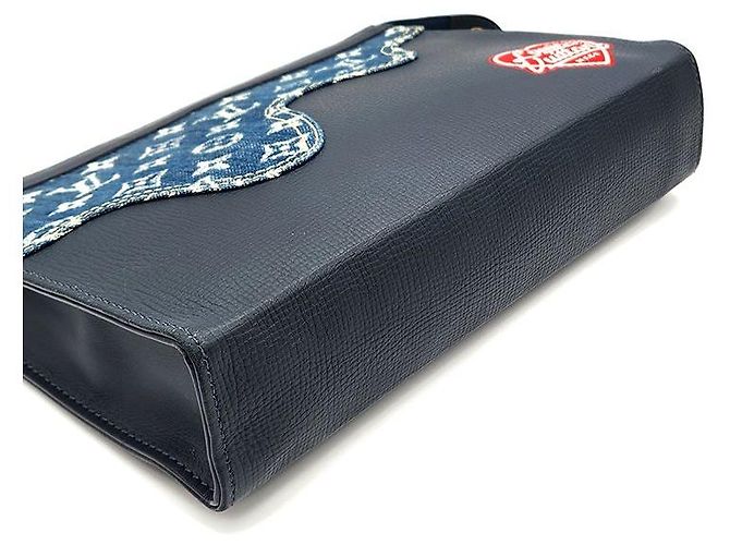 Louis Vuitton Pochette Nigo Monogram Pouch Voyage MM Nero - vista 5