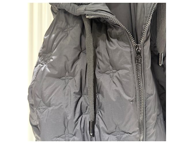 Louis Vuitton Blouson imbottito con cappuccio Nero - vista 3