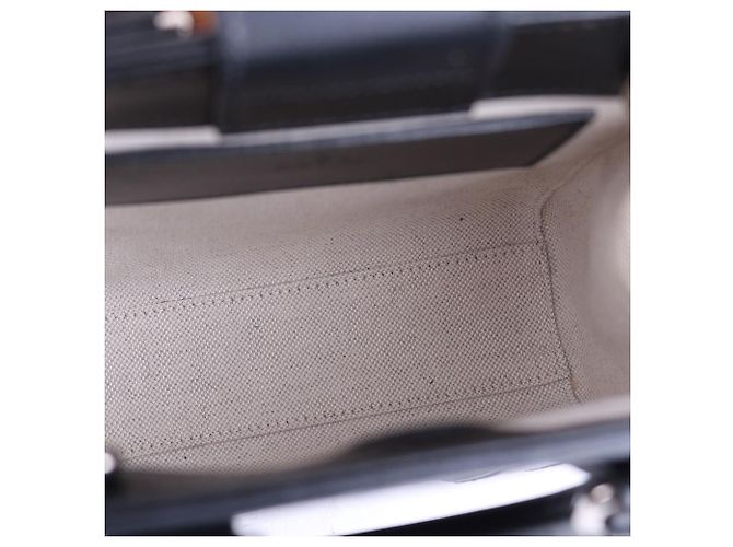 Gucci Mini borsa a tracolla nera goffrata Nero - vista 11