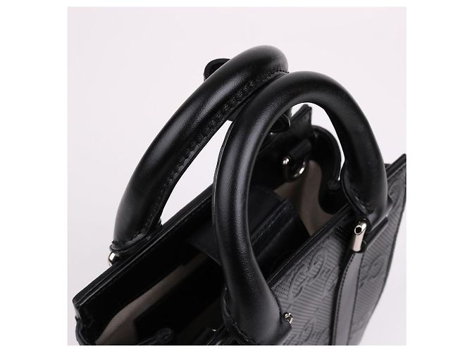 Gucci Mini borsa a tracolla nera goffrata Nero - vista 6