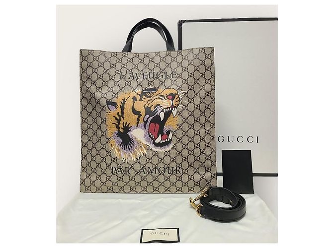 Gucci Borsa Tote Crossbody GG Supreme Tiger Marrone - vista 7