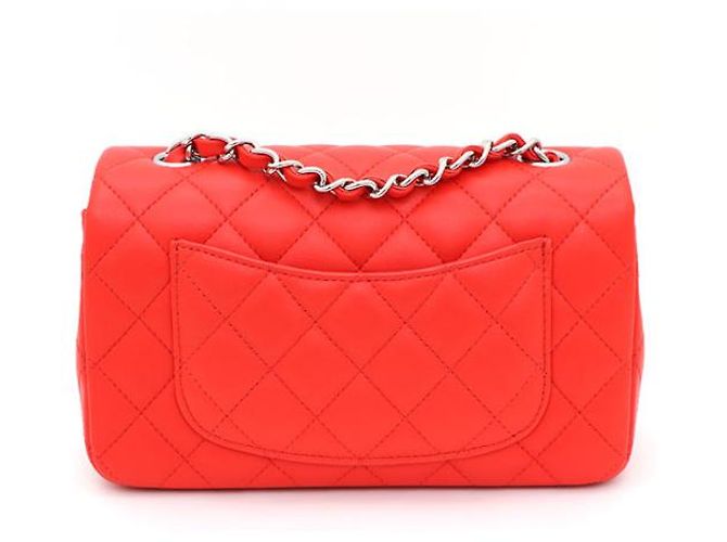Chanel Mini Borsa a Spalla e Borsa Crossbody New Classic Flap CC in Agnello con Catena Argentata Rosso - vista 11