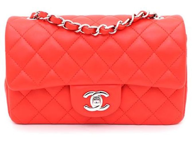 Chanel Mini Borsa a Spalla e Borsa Crossbody New Classic Flap CC in Agnello con Catena Argentata Rosso - vista 9