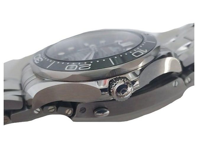 Omega Orologio automatico da uomo Seamaster Diver Co-Axial Date Nero - vista 3