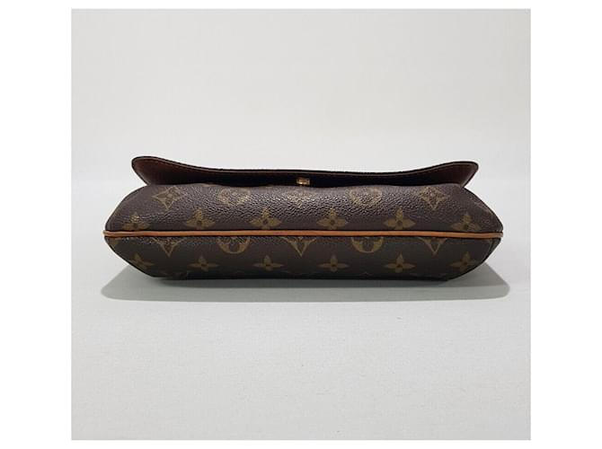 Louis Vuitton Musette Monogram Tango Argento - vista 8