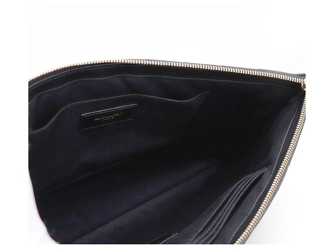 Saint Laurent Clutch porta documenti in matelassé monogramma nero - vista 7