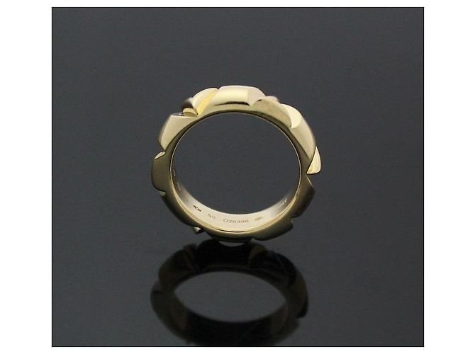 Louis Vuitton Anello LV Bolt in oro giallo - vista 3