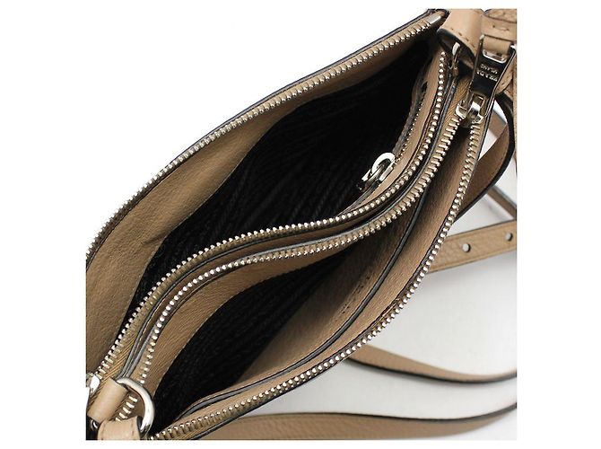 Prada Borsa a tracolla Vitello Phoenix Rosa Beige Marrone - vista 7