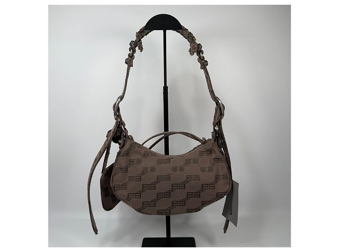 Balenciaga Borsa a tracolla BB Monogram Le Cagole in jacquard Argento - vista 4