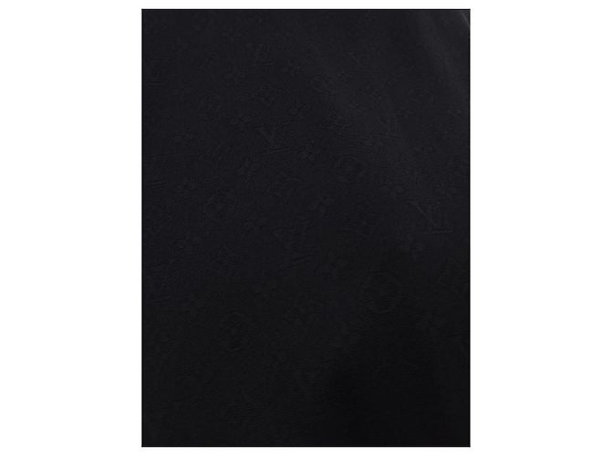 Louis Vuitton Schwarzes T-Shirt aus Piqué-Baumwolle mit Monogramm-Tasche - Ansicht 6
