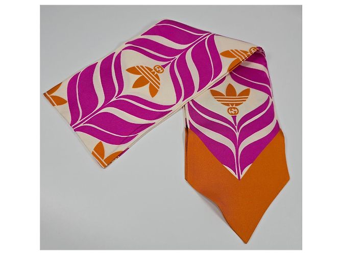 Gucci Foulard bandana in seta Adidas BIG FIORAS Multicolore - vista 3