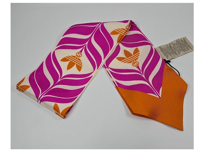 Gucci Foulard bandana in seta Adidas BIG FIORAS Multicolore - vista 5