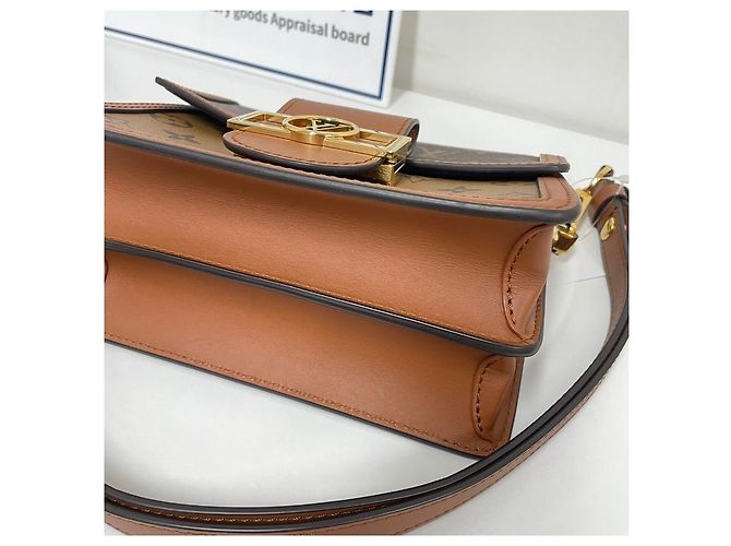 Louis Vuitton Mini borsa a tracolla Dauphine Marrone - vista 7