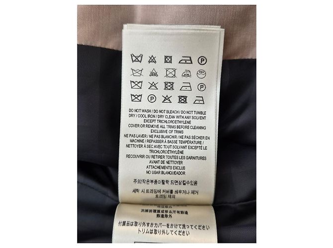 Burberry Casaco de Plumas com Capuz e Acabamento em Pele de Raposa Bege Marrom - vista 15