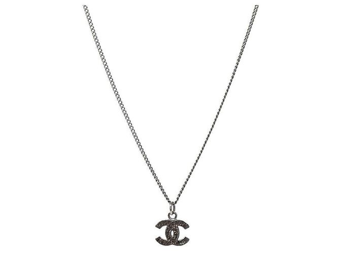 Chanel Collar Cubic CC Plata - vista 2