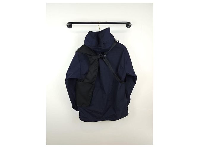 Louis Vuitton Giacca Blouson con Cappuccio e Imbracatura Pieghevole Blu - vista 5