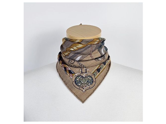 Hermès Sciarpa Harnais de Coeur in Cashmere e Seta da Donna Marrone - vista 10