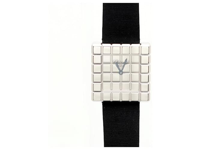 Chopard Ice Cube Small Damenuhr in Weißgold - Ansicht 9