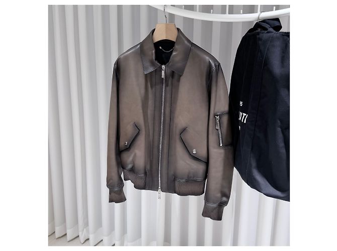 Berluti Bomberjacke aus Kalbsleder Braun - Ansicht 2