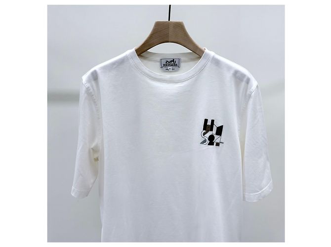 Hermès Lambskin Leather Patch White Short Sleeve T-shirt - view 3