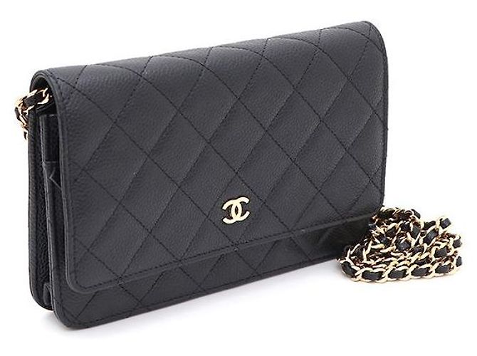 Chanel Bolsa de ombro e Crossbody WOC em Caviar com Corrente Dourada Preto - vista 2