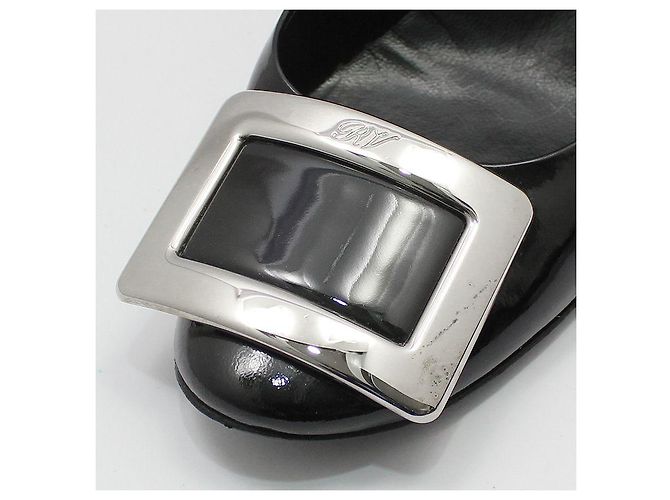 Roger Vivier Décolleté in vernice nera con fibbia metallica argentata Trumpet Nero - vista 10