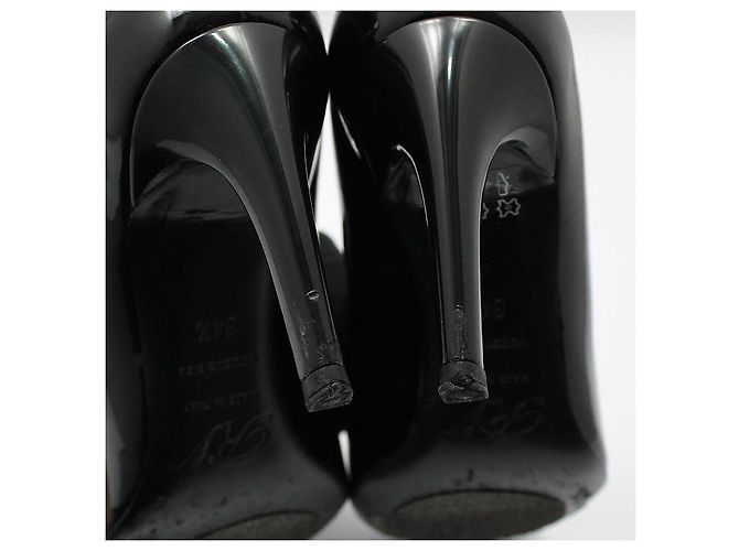 Roger Vivier Décolleté in vernice nera con fibbia metallica argentata Trumpet Nero - vista 13