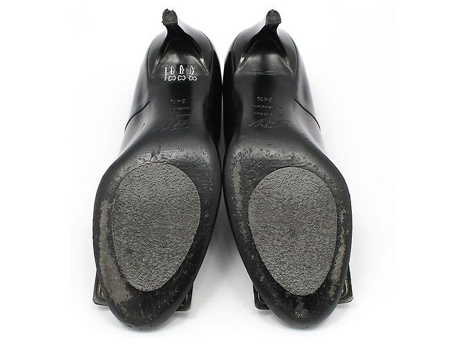 Roger Vivier Décolleté in vernice nera con fibbia metallica argentata Trumpet Nero - vista 6