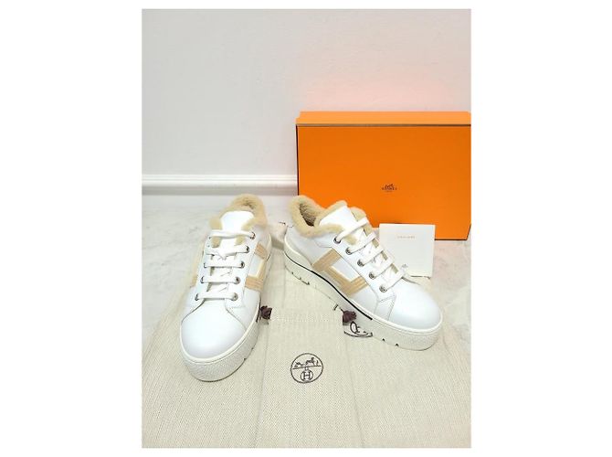 Hermès Sneakers Abantaus in shearling con logo bianco - vista 7