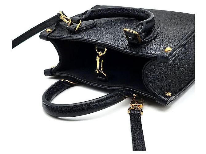 Louis Vuitton Empreinte Onthego BB Negro - vista 6