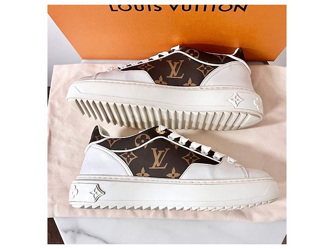 Louis Vuitton Monogram Timeout Sneaker für Damen Mehrfarben - Ansicht 5