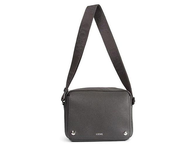 Loewe Bolsa Messenger Medium em couro granulado - vista 4