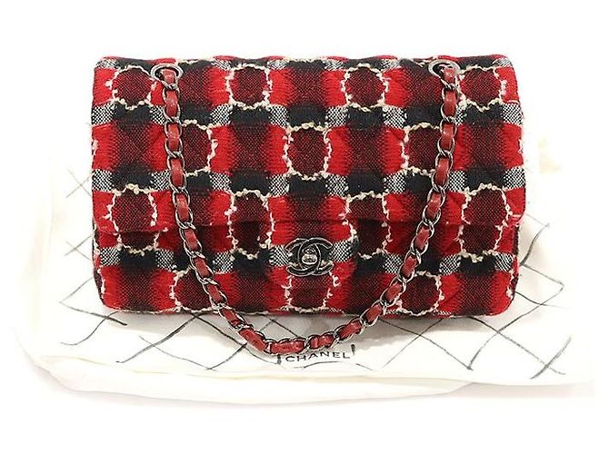 Chanel Borsa a tracolla Classic Medium Flap in tweed rosso con catena argentata - vista 2