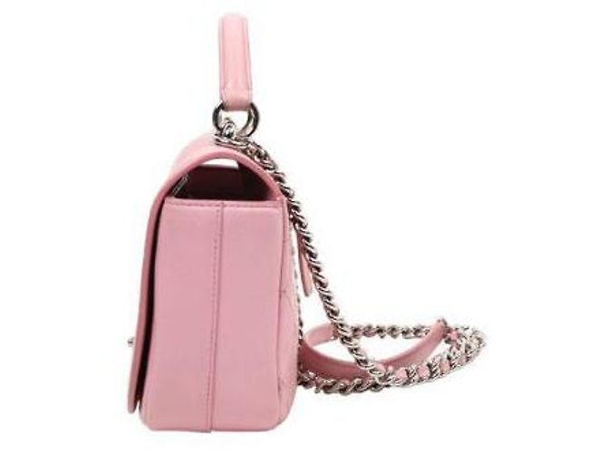 Chanel Bolsa de alça superior com aba acolchoada em pele de cordeiro rosa - vista 2