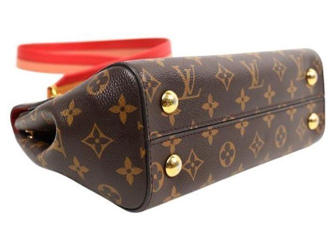 Louis Vuitton Borsa Tote Monogram Cluny BB Marrone - vista 5