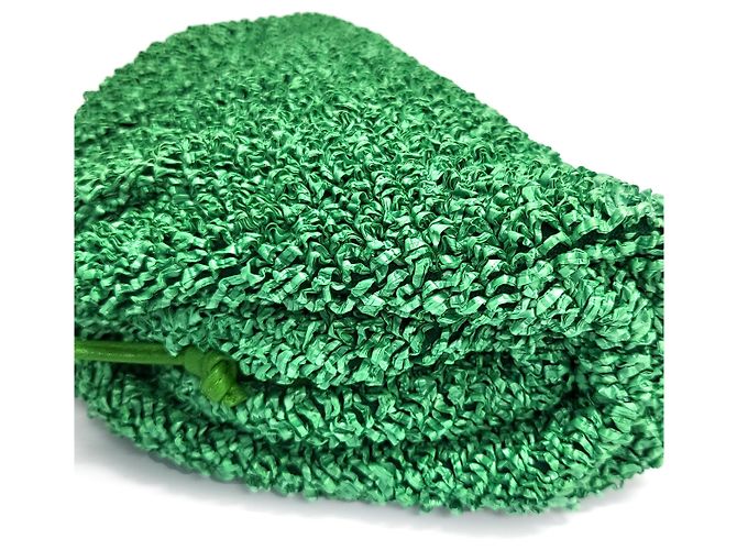 Bottega Veneta Mini Pouch in Pelle e Bouclé - Borsa a Tracolla Verde - vista 6