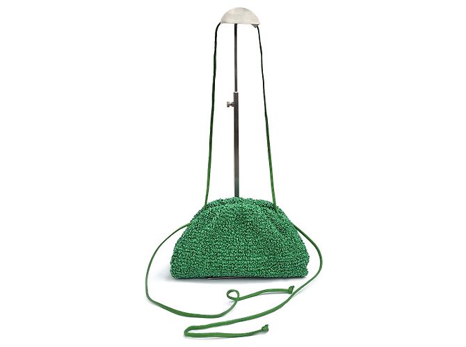 Bottega Veneta Mini Pouch in Pelle e Bouclé - Borsa a Tracolla Verde - vista 9