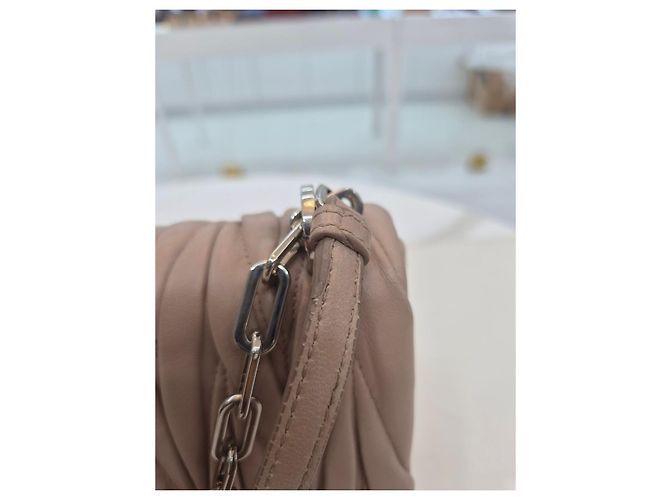 Miu Miu Borsa a tracolla e crossbody in Nappa Rosa - vista 20