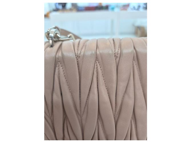 Miu Miu Borsa a tracolla e crossbody in Nappa Rosa - vista 23