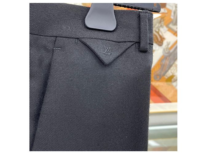 Louis Vuitton Completo Pont Neuf in cashmere nero - vista 9