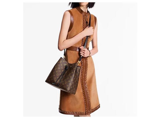Néonoé Louis Vuitton Borsa a Spalla NeoNoe MM Monogram Nero - vista 10