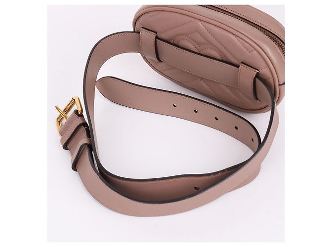 Gucci Marmont Matelassé Gürteltasche in Deep Beige mit Goldton Braun - Ansicht 7