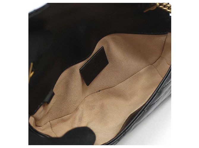 Gucci Borsa a tracolla Super Mini GG Marmont trapuntata nera Nero - vista 11